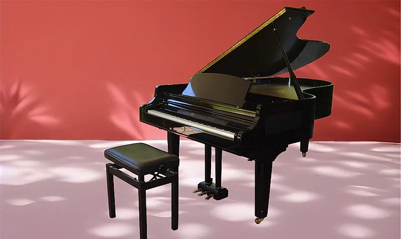 Piano Yamaha Cola